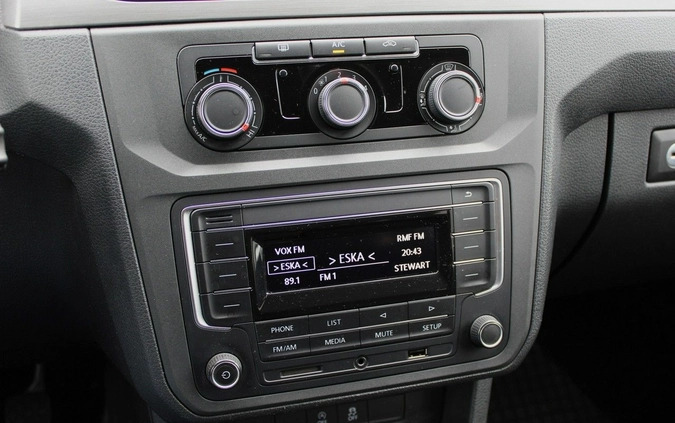 Volkswagen Caddy cena 63900 przebieg: 152000, rok produkcji 2019 z Legionowo małe 301